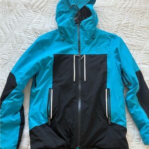The North Face Men's Aqua and Black Performance Jacket